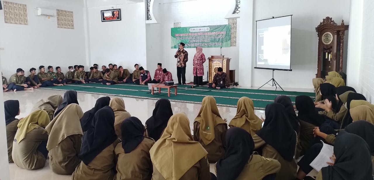 BIMBINGAN REMAJA USIA SEKOLAH OLEH KEMENAG KAB. TEGAL