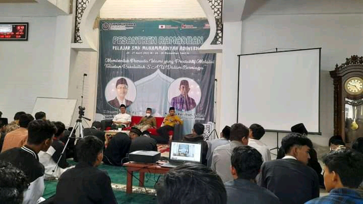 Kegiatan pesantren SMK muhamna