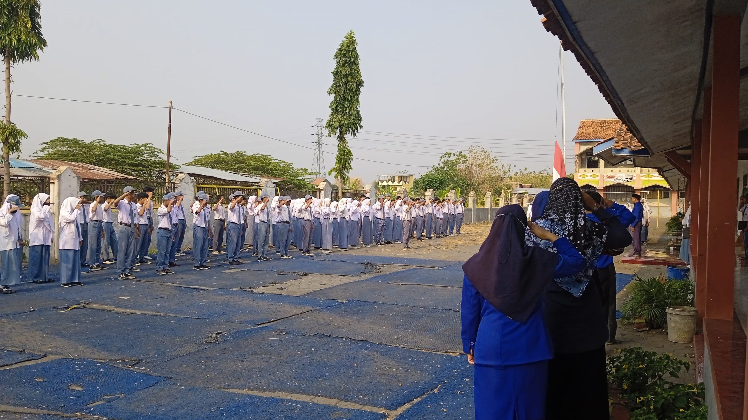 Upacara Bendera Sebagai Wujud Cinta Tanah Air Menumbuhkan Rasa Nasionalosme di kalangan Peserta Didik