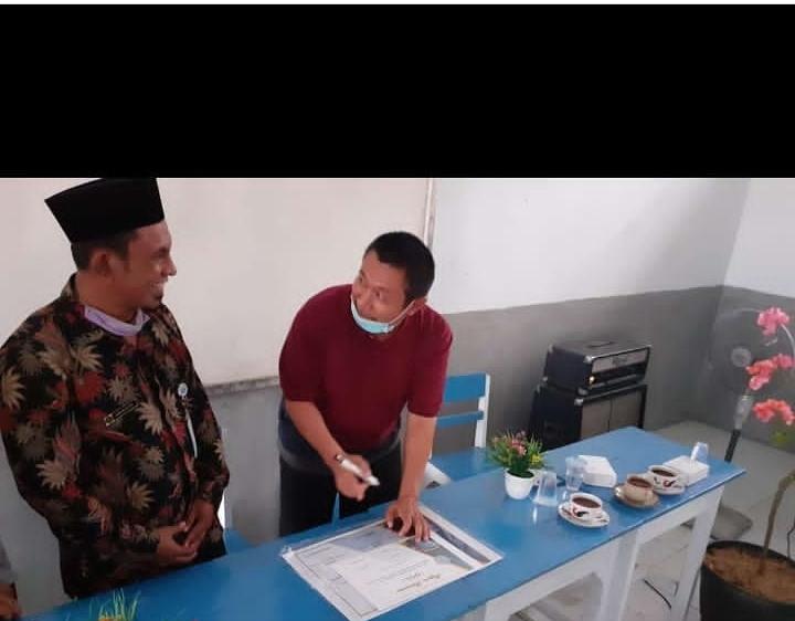 Penandatangan Peresmian SMK Muhamna sebagai SMK Esport Pertama Di Indonesia